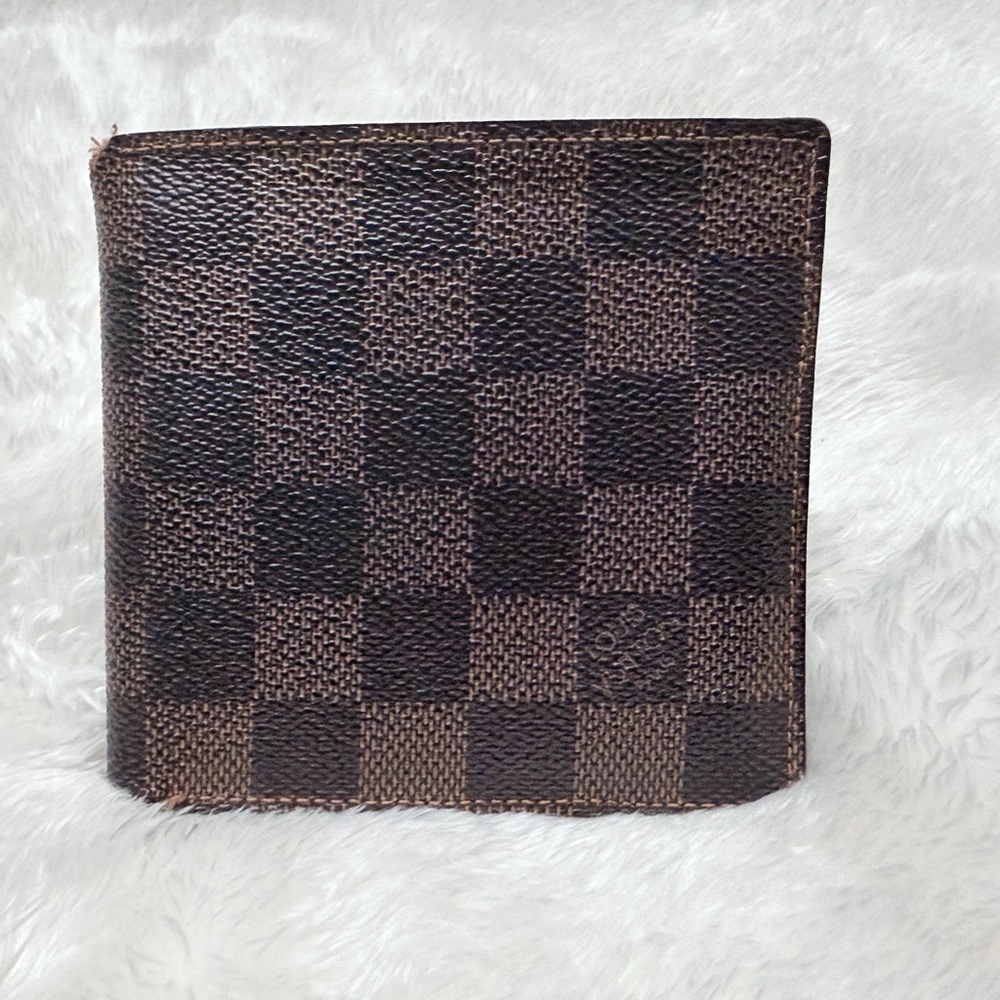 Louis Vuitton Damier Ebene Bi Fold Wallet